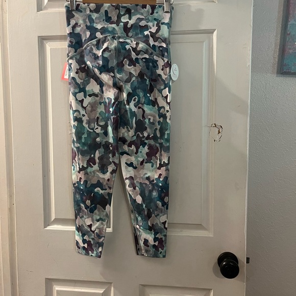 Spanx booty boost leggings - Picture 2 of 3